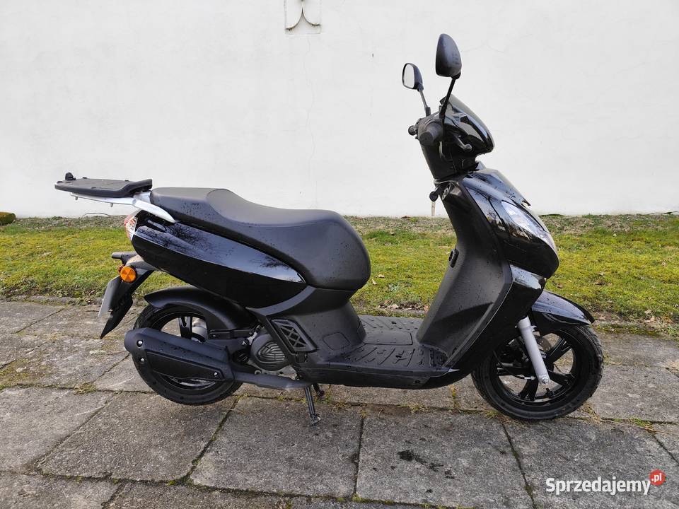 2023R Skuter Peugeot Kisbee 50 4T 100Sprawny 1441km Motocykle, skutery, quady Pilzno