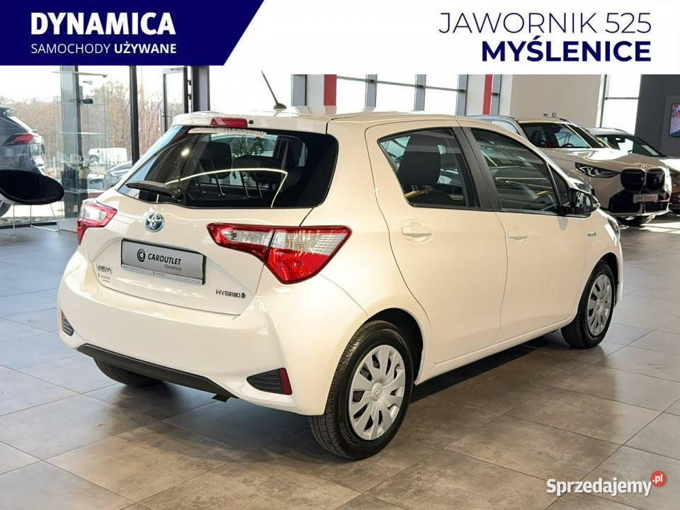 Toyota Yaris VAT 23 15 hybrid 100 eCVT 2017 r automatyczna Myślenice sprzedam