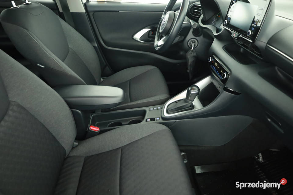 Toyota Yaris 15 VVTi Hybrid Yaris Piaseczno