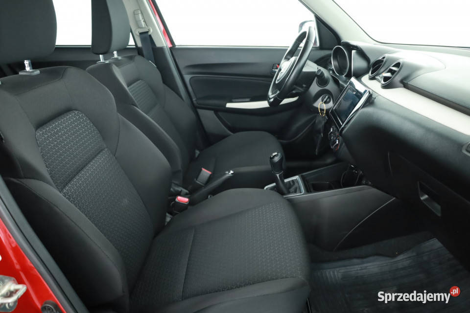 Suzuki Swift 12