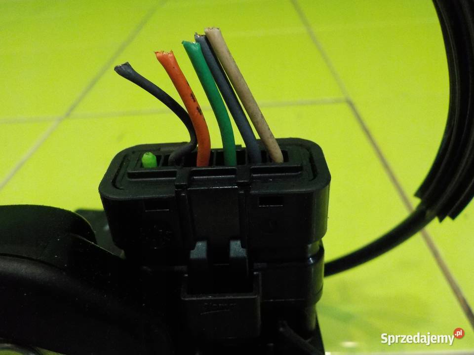 MERCEDES CITAN 16r zamek drzwi lewy tyl Suków