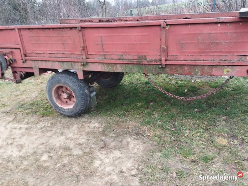 Podwozie Rozrzutnik jednoosiowy w całości części Rzgów sprzedam