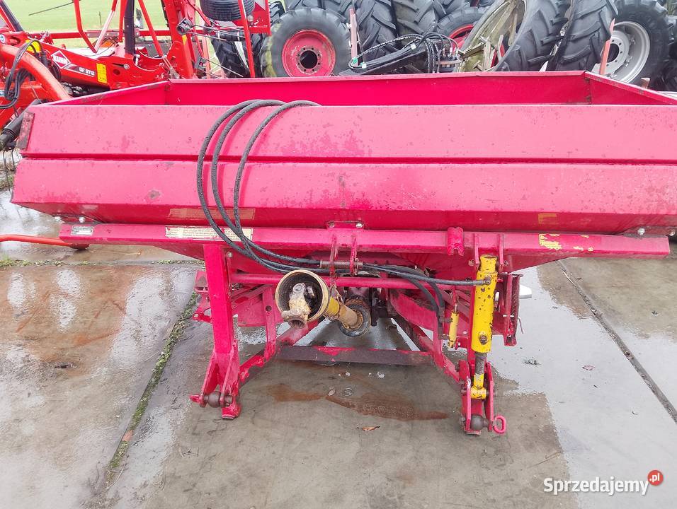 Rozsiewacz lely centerliner Lely Turobin