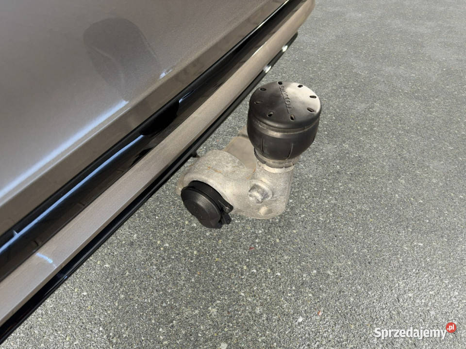 Volvo V60 VAT 23 RDesign 20 T8 PHEV 455 automat małopolskie Myślenice