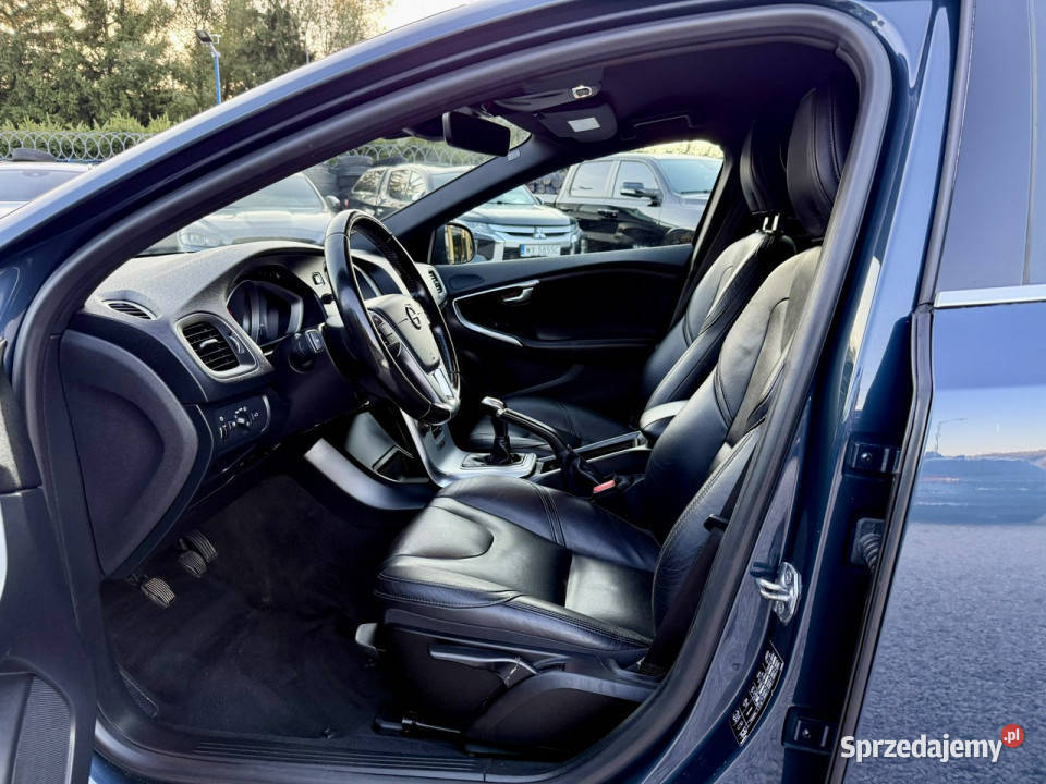 Volvo V40 InscriptionFULL wersjaGwarancja II światła do jazdy dziennej dolnośląskie Kamienna Góra
