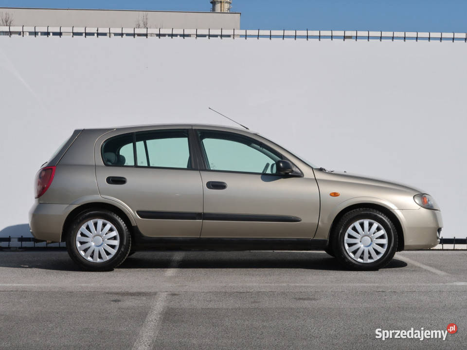 Nissan Almera 15 1497cm3