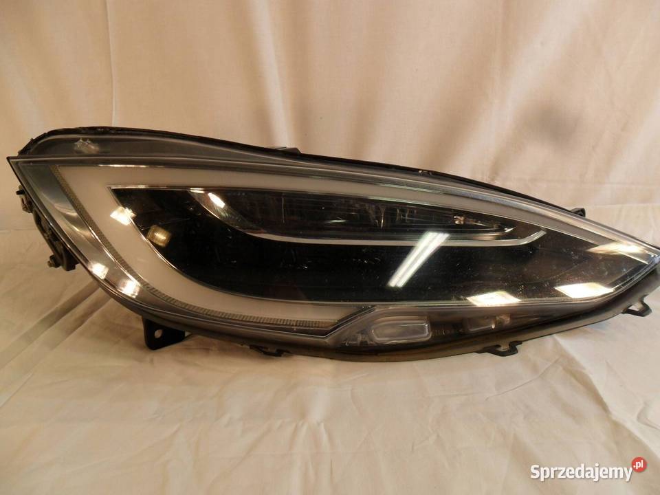 REFLEKTOR PRZÓD STRONA PRAWA TESLA MODEL S Nowy Tomyśl
