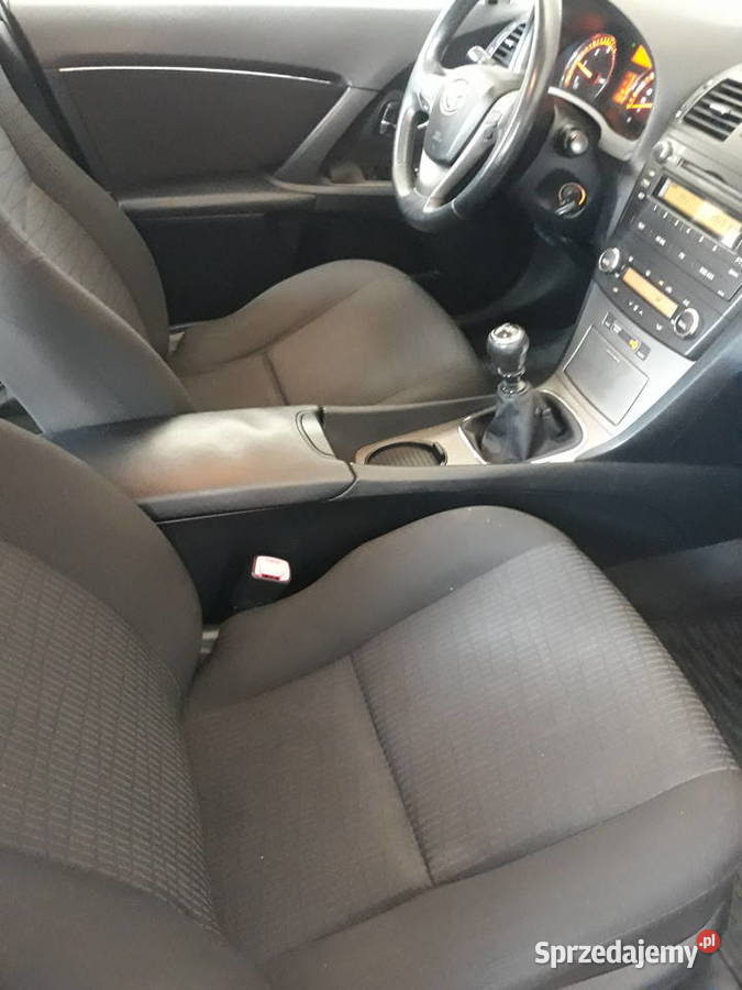 Toyota Avensis z salonu prywatnego właściciela dolnośląskie Strzegom