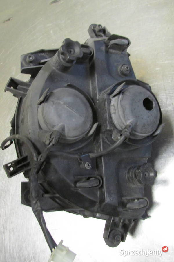Przednia lampa Honda NTV 700 07r Sandomierz