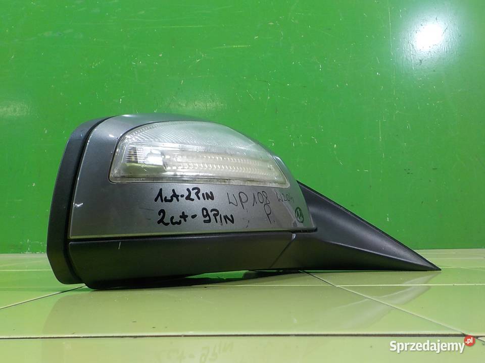 MERCEDES C W204 18 B 07r SEDAN 4D lusterko prawe