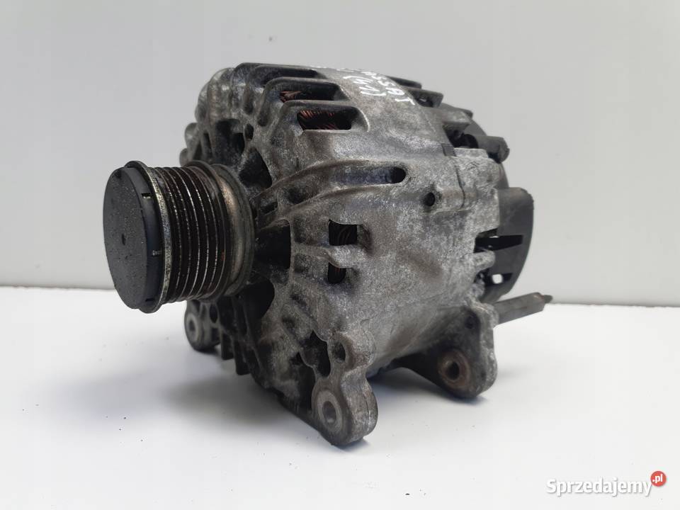 VW Passat B6 20 TDI ALTERNATOR valeo 03L903023E osobowe Janów