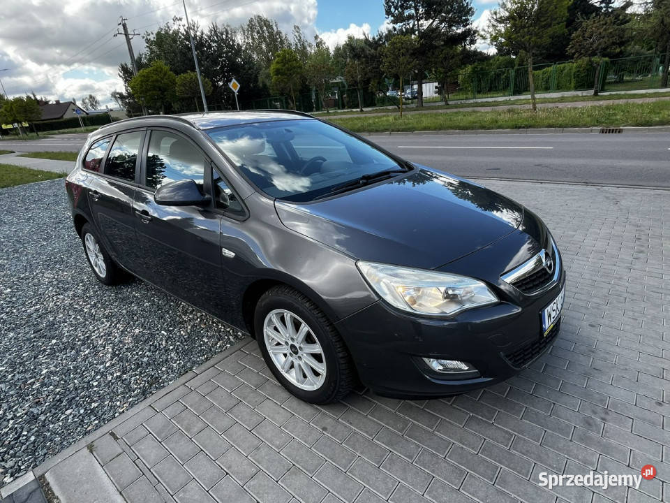 Opel Astra Opel Astra IV 14B 2012r manualna Sokołów Podlaski sprzedam