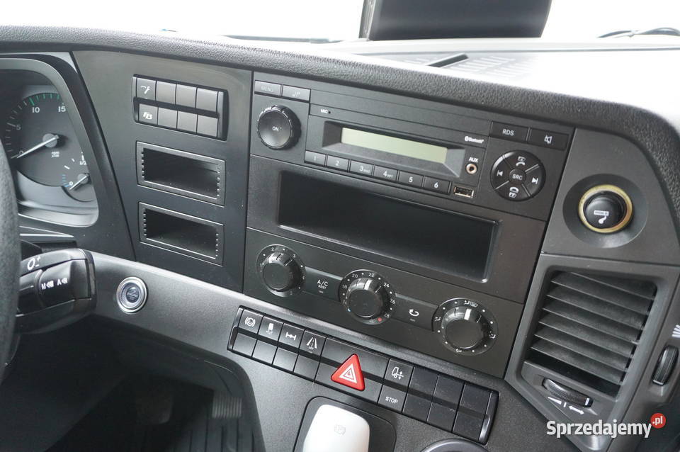 Ciągnik siodłowy MercedesBenz Actros 1833 260 Kraków