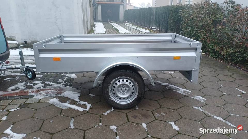 Przyczepka samochodowa Zmysłowo