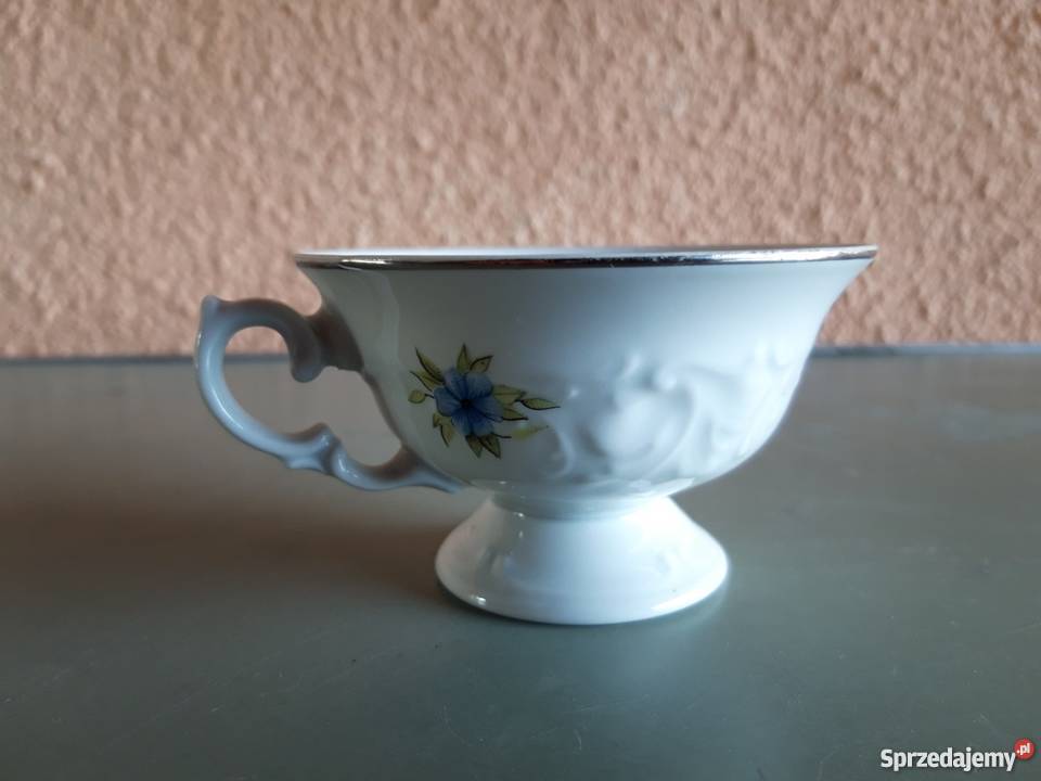 Porcelana filiżanka WAWEL PRL wielkopolskie