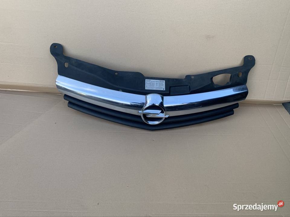 3157598 grill atrapa zderzaka opel astra h 3 III Szczecin