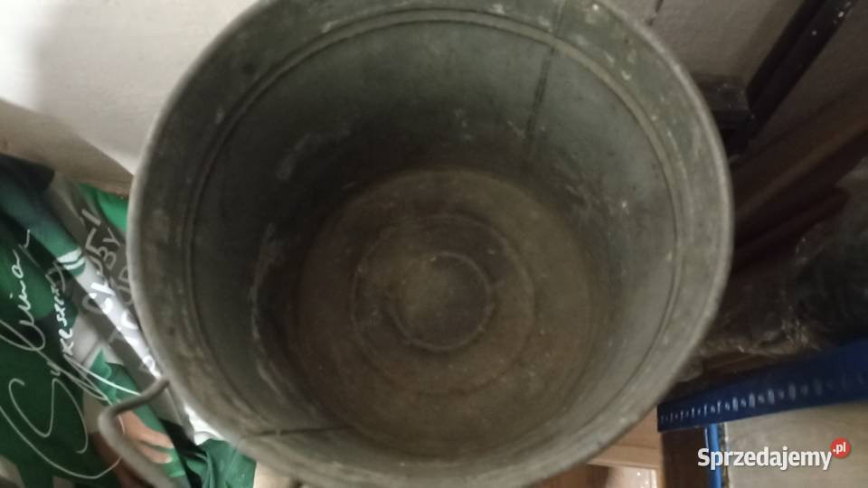 Sprzedam duzy garnek ocynkowany PRLlata70te szary