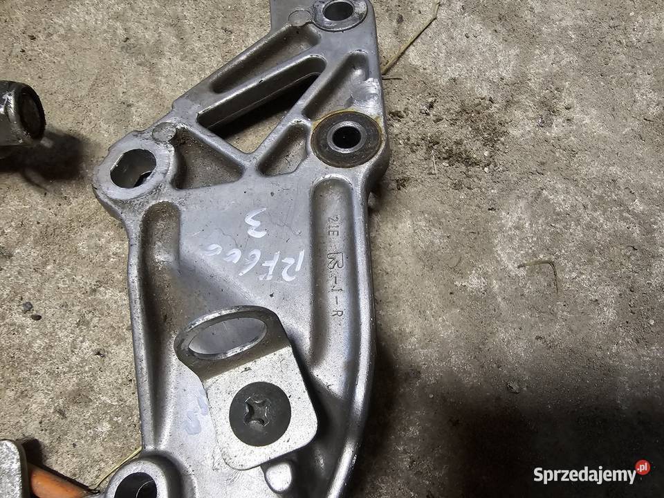Suzuki RF 600 set prawy przedni podnóżek stopka Jelenia Góra