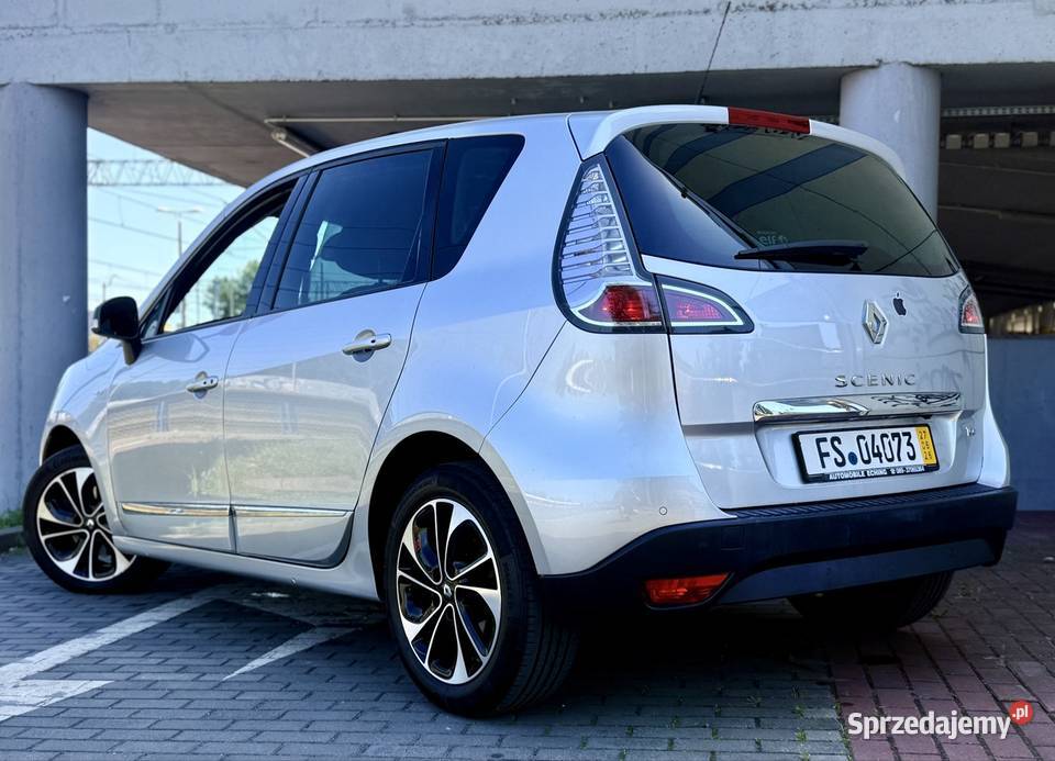 Renault Scenic 12 TCe 115 Bose 2015 Import Legionowo