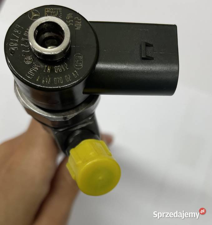 Wtryskiwacz 0445110177 0986435111 MercedesBenz Karczów