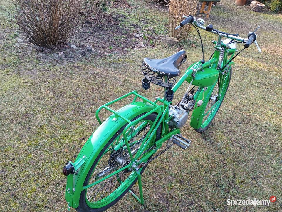 Bismarck z silnikiem Sachs 74 1932r zabytkowy motorower Kurzętnik