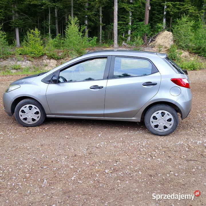 Mazda 2 13 B 2009 r świętokrzyskie Brody sprzedam