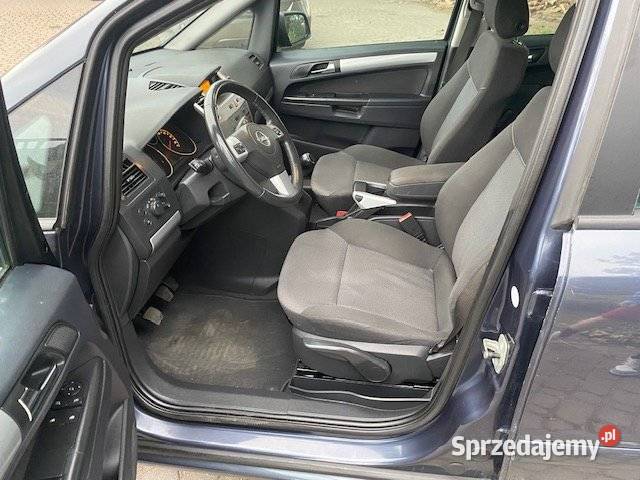 Opel Zafira B 17cdti 2010r 7 osobowy VAT marża Białystok sprzedam