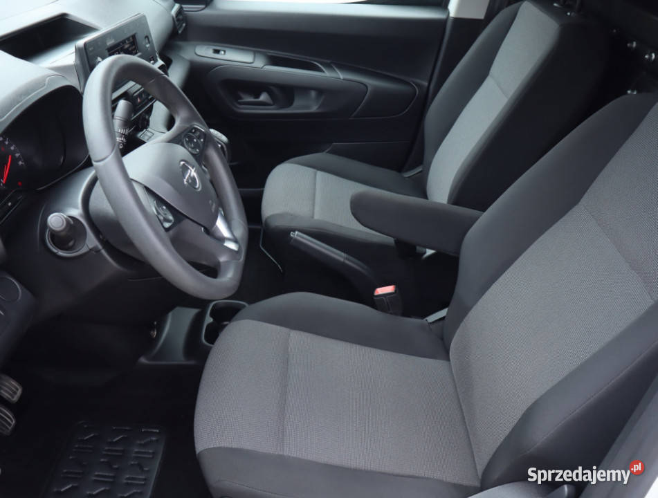 Opel Combo 16 CDTI poduszka powietrzna Łódź