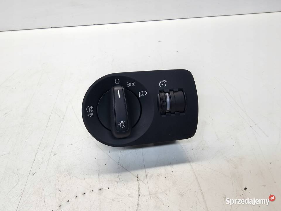 WŁĄCZNIK ŚWIATEŁ AUDI A1 8X 8X1941531AG EUROPA