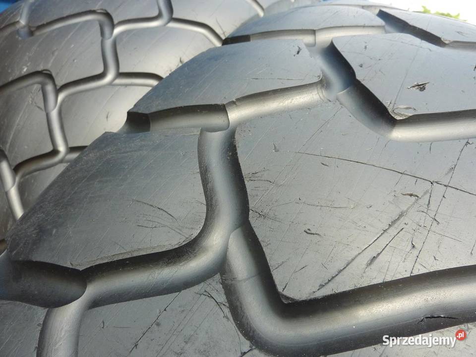 2x Opona używana przemysłowa 205R25 JCB EARTH Zaścianki