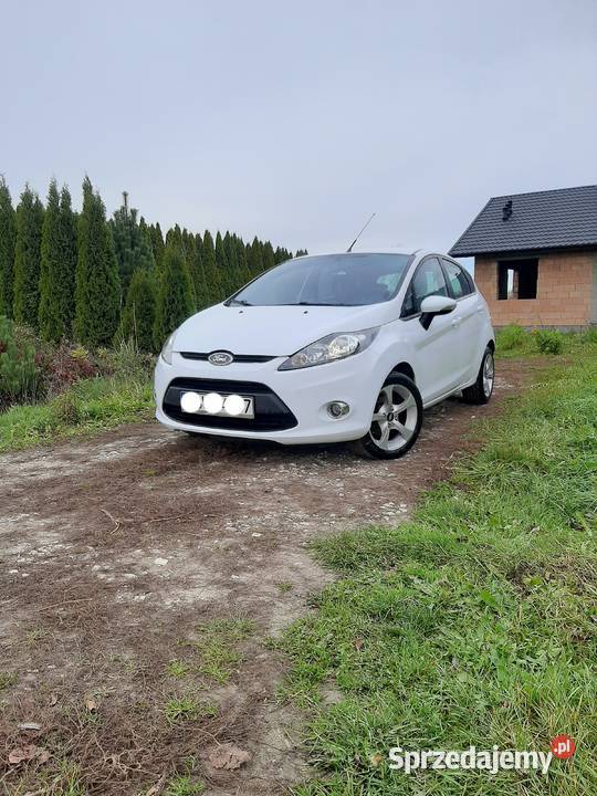 Sprzedam Fieste MK 7 2012r mały przebieg