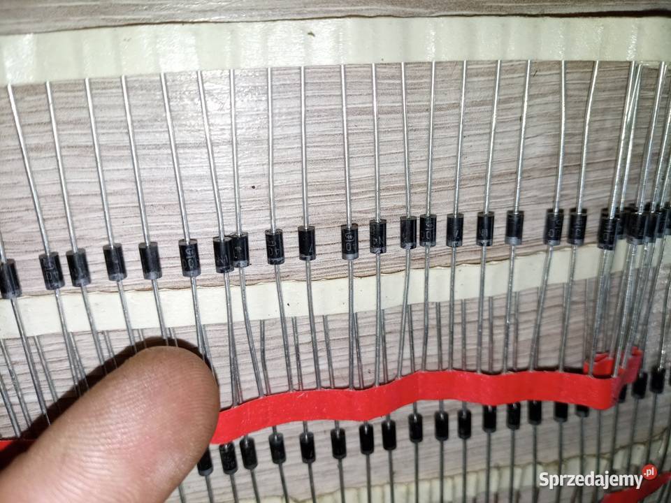 Tranzystor rezystor opornik dioda unitra Stalowa Wola