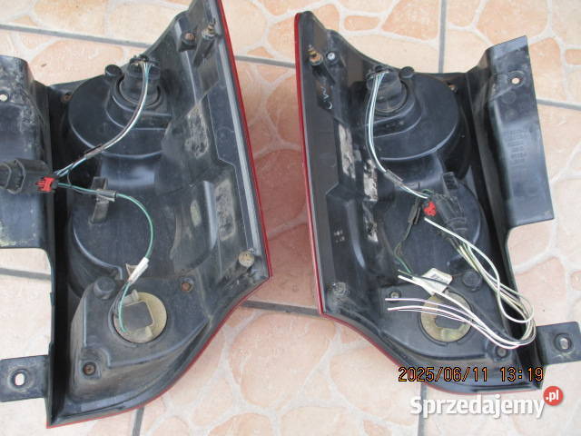 Dodge CARAVAN 1117 lampa tylna prawa i lewa Grójec