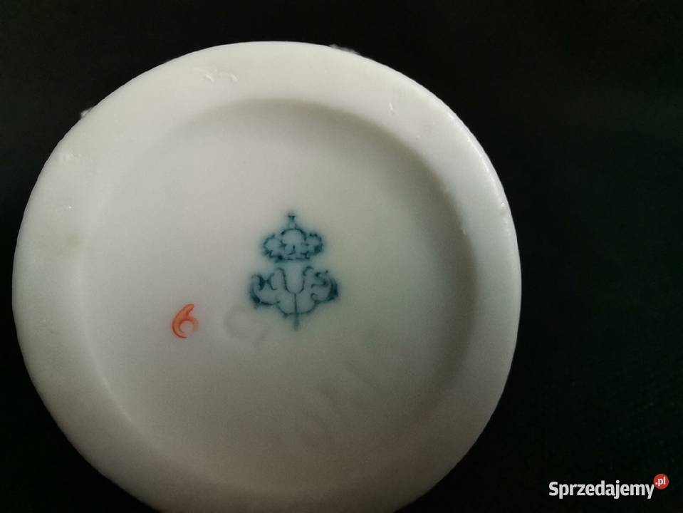 Stara przedwojenna figurka porcelanowa