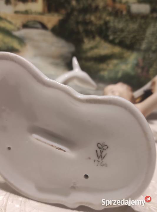 VINTAGE WALLENDORF NIEMCY PORCELANOWA FIGURKA łódzkie Pabianice