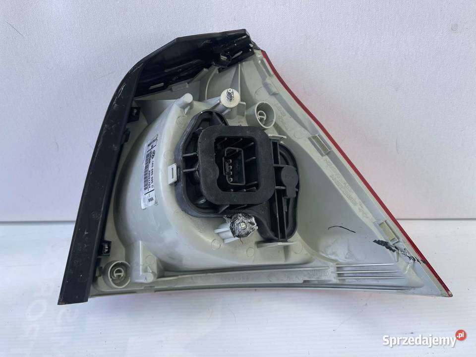 VW GOLF 5 LEWA LAMPA TYŁ wielkopolskie Ostroróg