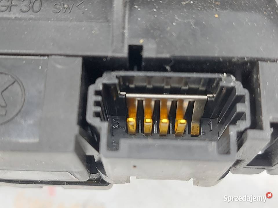 CITROEN DS3 13r przełącznik zespolony 96773881ZD