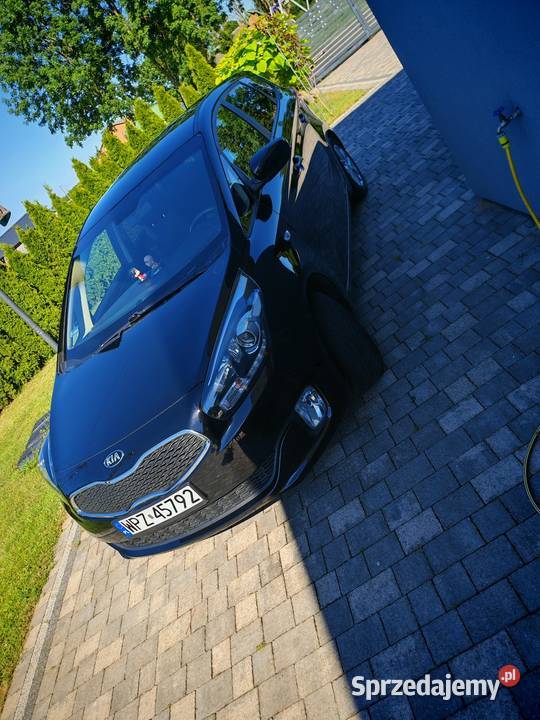 Kia Carens IV manualna