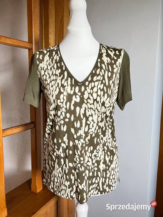 Nowa piękna jedwabna bluzka tshirt Gerard Darel z dekoltem Nisko