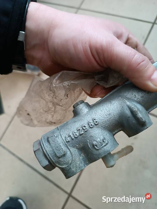Pompa hamulcowa Fiat 125p osobowe Motoryzacja Cieszyn sprzedam