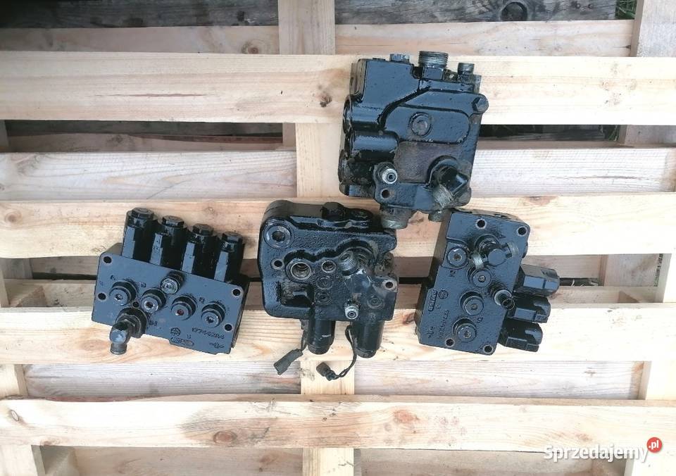 Rozdzielacz elektrozawor Case MX180 MX200 MX220 małopolskie