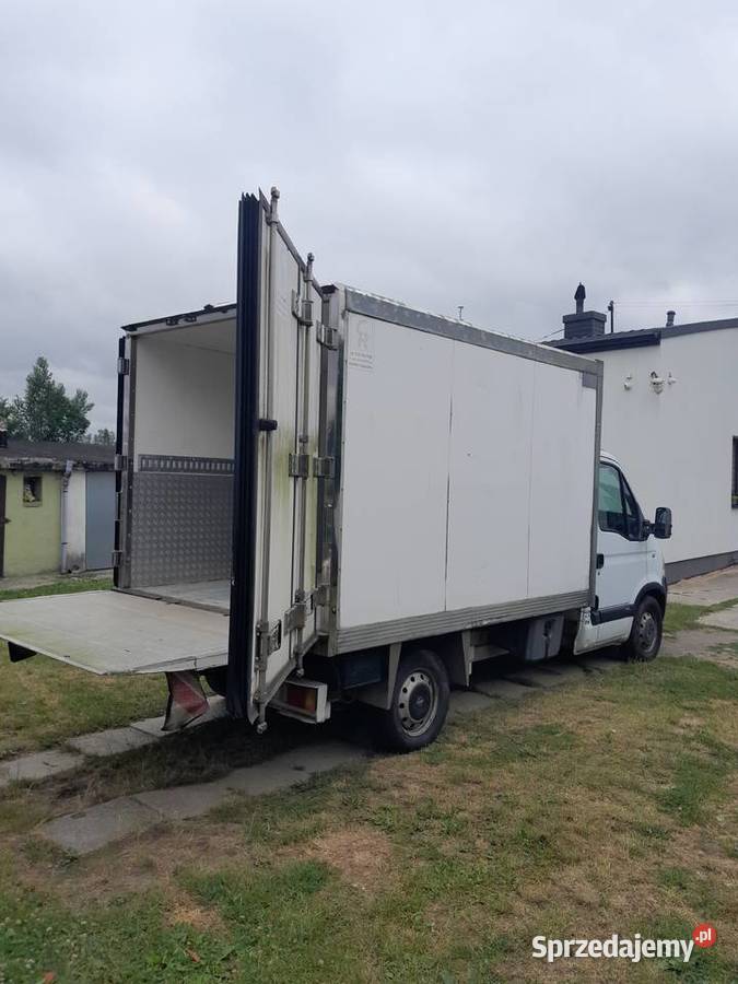 Opel Movano izoterma z windą nieuszkodzony łódzkie Koluszki