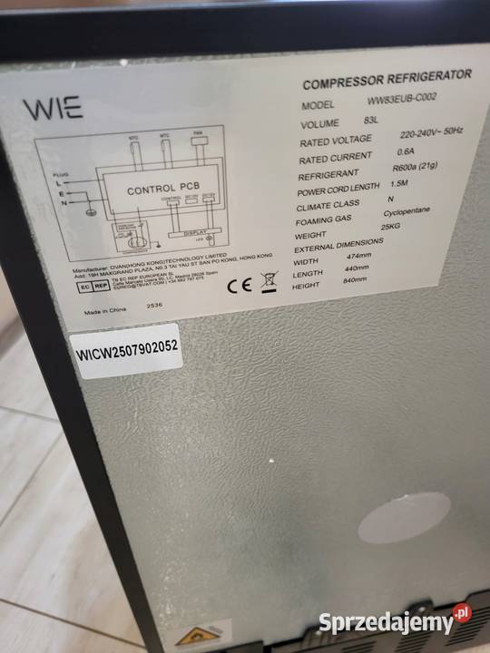 WIE Mini lodówka do napojów z regulowanymi
