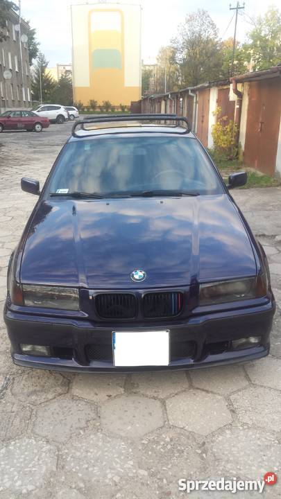Sprzedam zamienie bmw e36 sedan Czytaj opis Zarejestrowany w Polsce Radom