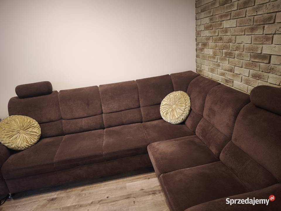 Narożnik do salonu z funkcją spania