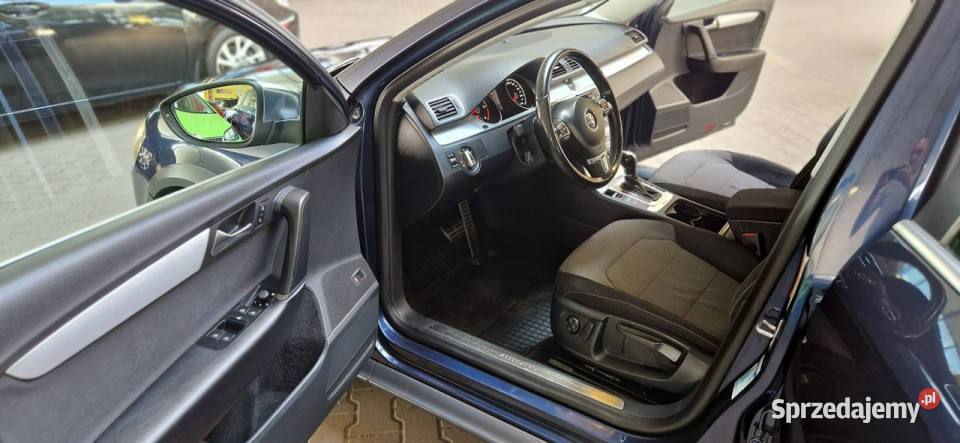 Volkswagen Passat Alltrack OPIS W PODANEJ ROCZNA granatowy Mysłowice sprzedam
