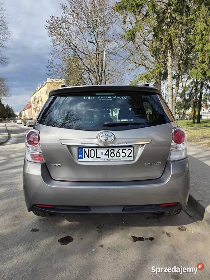 Sprzedam Toyota Verso 18 benzyna 7osobowa I autoalarm sprzedam