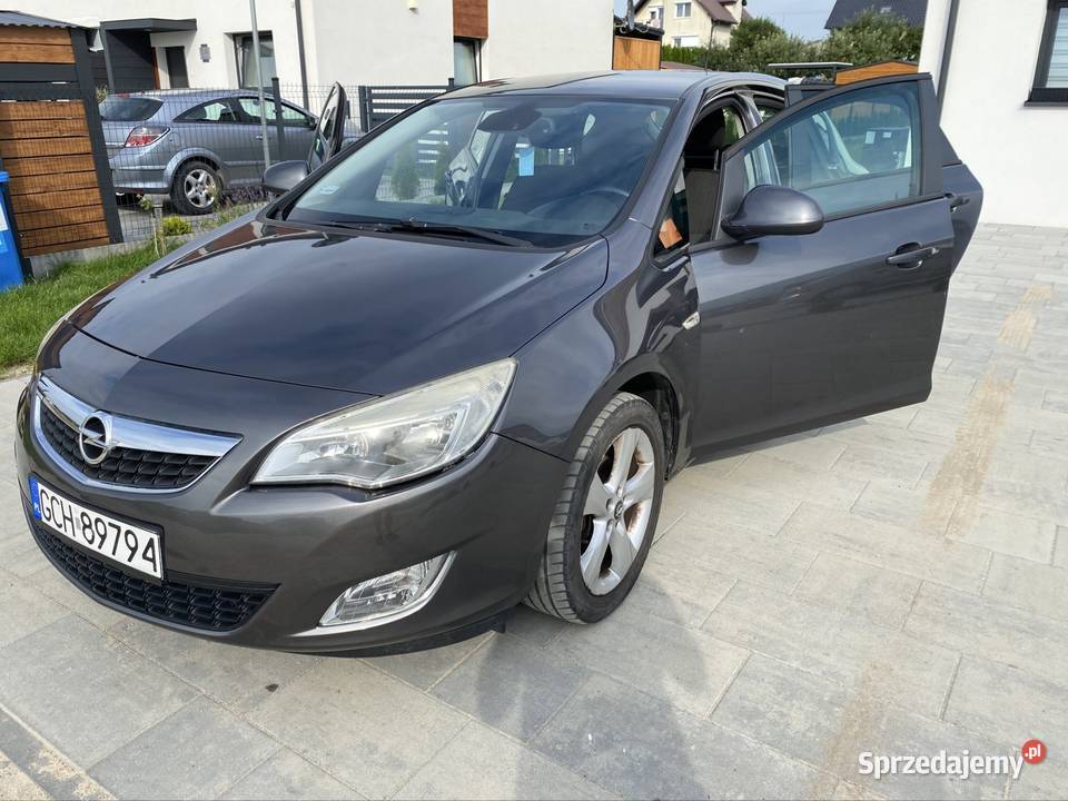 Opel Astra J 14 LPG 100 LPG 2022 Duży ekran Chojnice