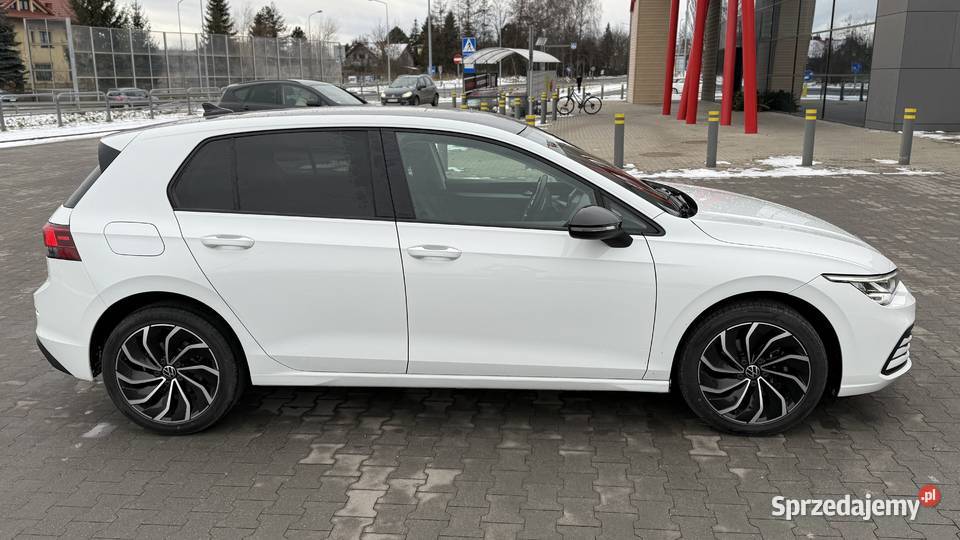 Volkswagen Golf 8 Mild Hybrid automat DSG ideał Golf Sanka