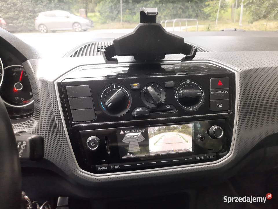 Volkswagen up 22tkm 10MPI75 BlueMotion Connect światła przeciwmgielne małopolskie Jaśkowice sprzedam